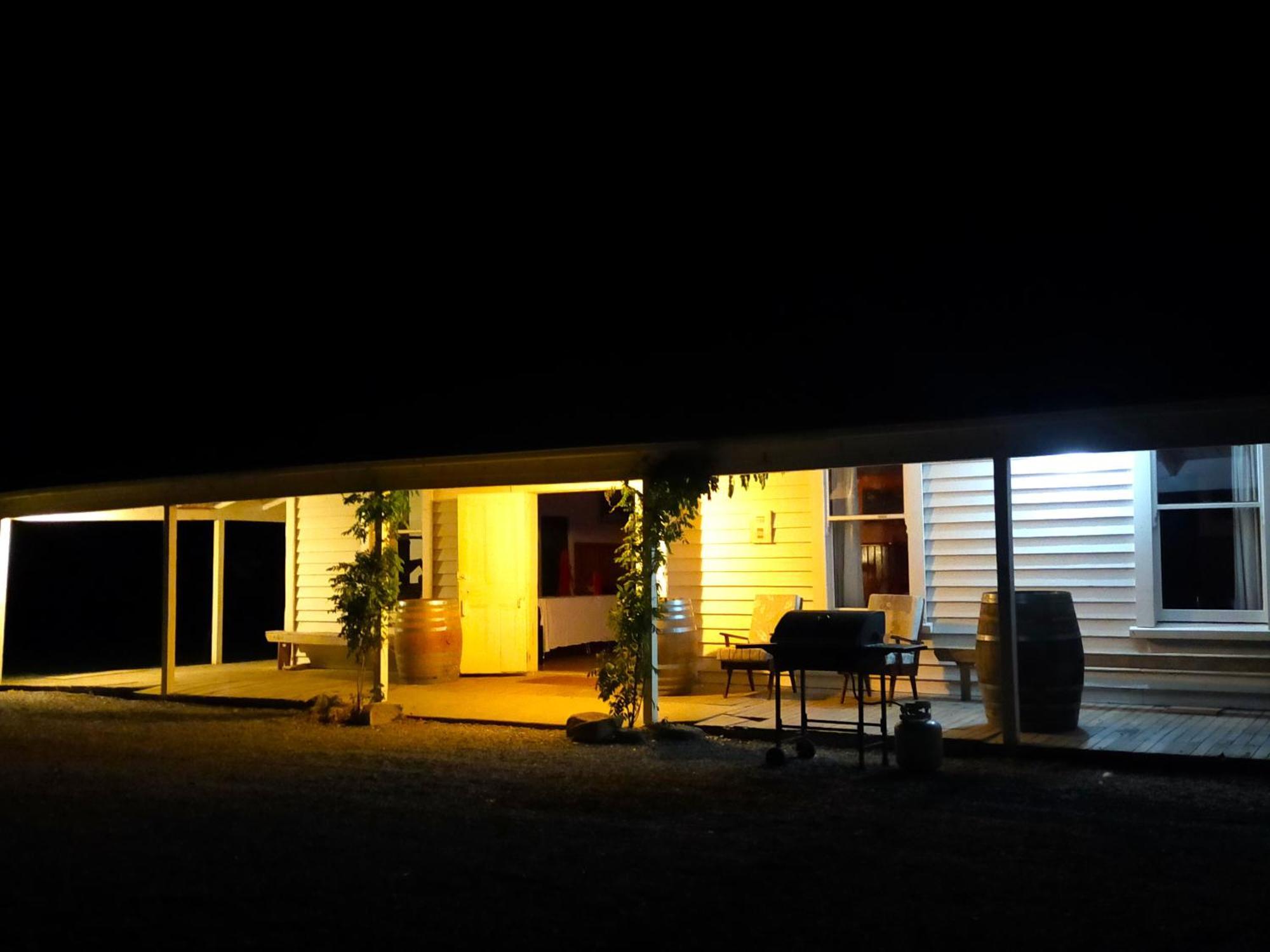 Taringatura Backpackers Hostel Benmore Екстериор снимка